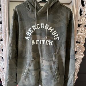 Abercrombie & Fitch Camo Green Pullover